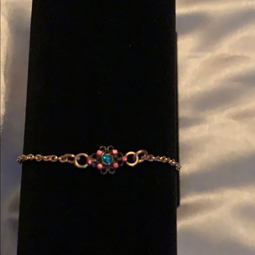 Delicate flower 🌸 bracelet